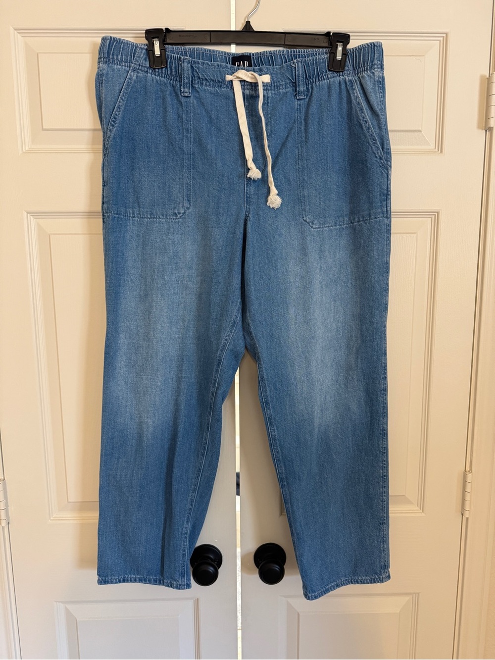 GAP Women's Light Blue Relaxed Drawstring Jeans